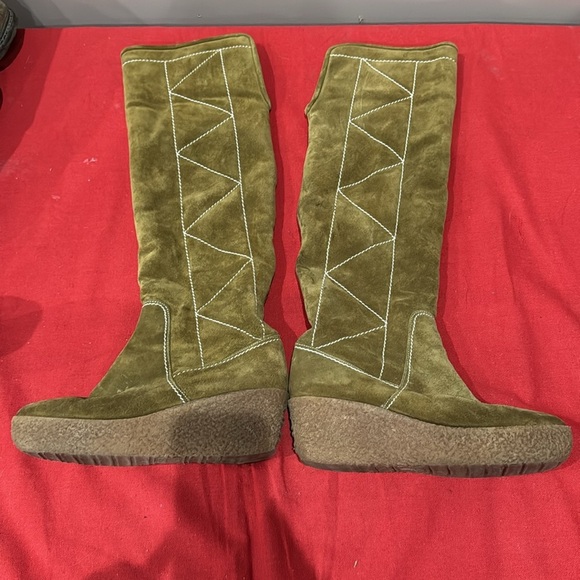 Olive Green Knee-High Wedge Boots - Picture 2 of 3